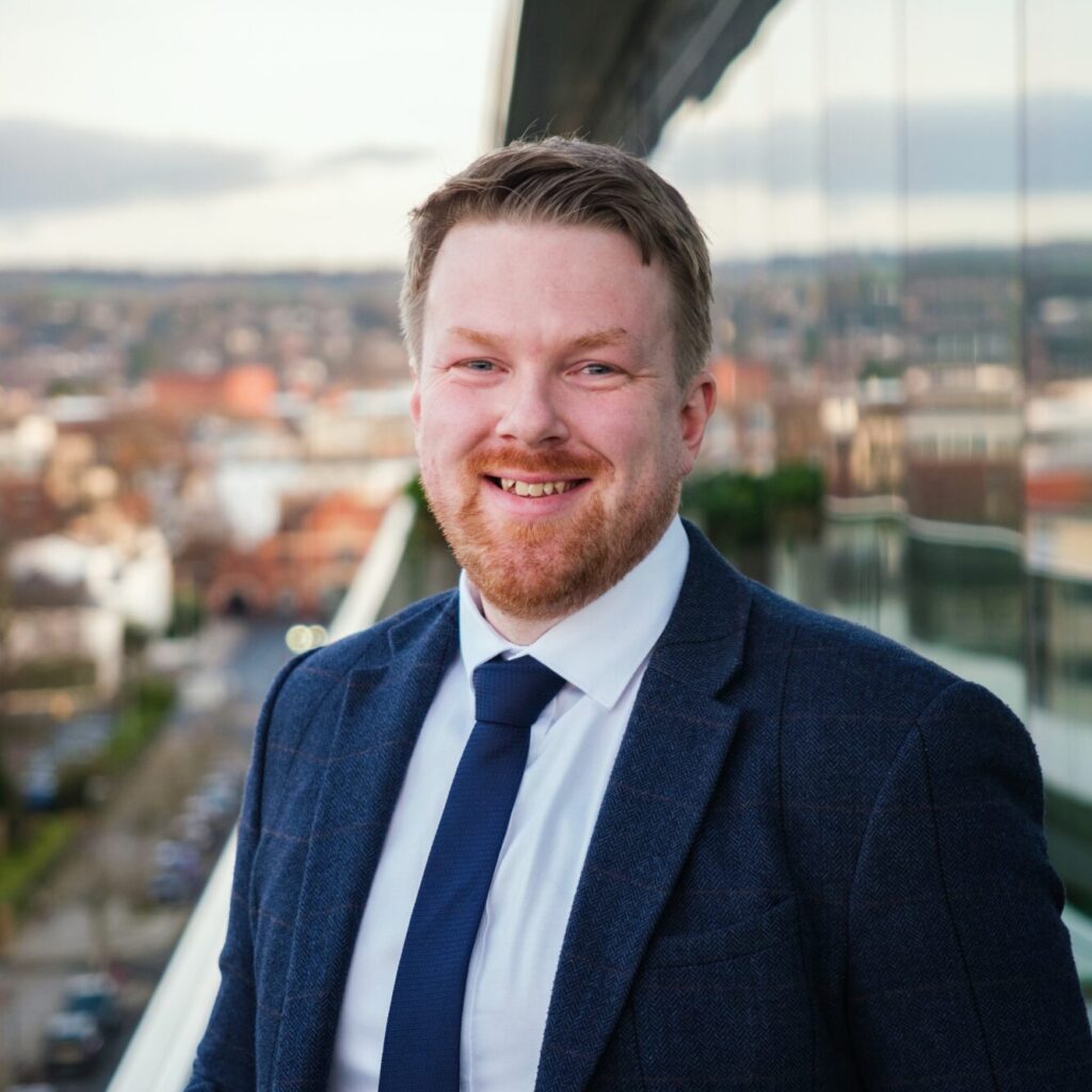 Kyle Threadgill Kyle McGill - Attivo